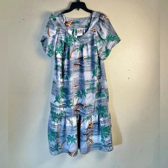Vtg Hawaiian Togs Sz S Tropical Aloha Dress Muumuu Pocket Ruffle Hem TINY FLAW - Picture 2 of 11